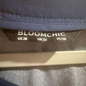 BloomChic Elegant Navy Apparel